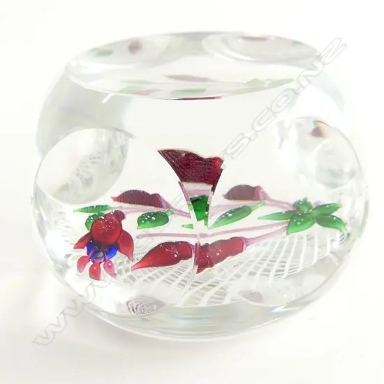 FRENCH ST. LOUIS ART GLASS FACETED PAPERWEIGHT w. RED FLOWERS ON SWIRLING LATTICINIO 'SL1976' 80mm dia