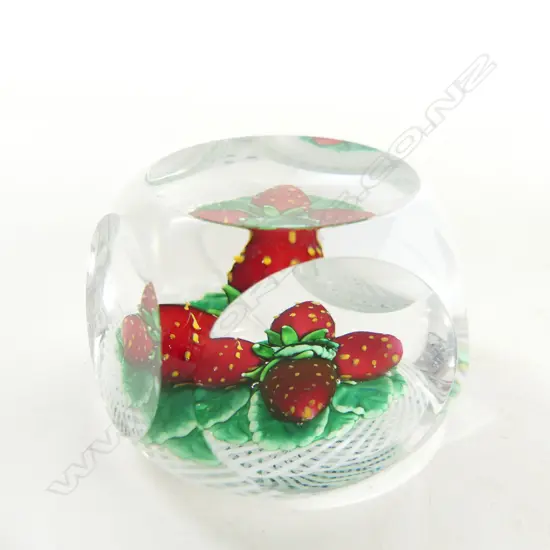 FRENCH ST. LOUIS ART GLASS FACETED PAPERWEIGHT w. 4 STRAWBERRIES ON SWIRLING LATTICINIO 'SL1982' 80mm dia