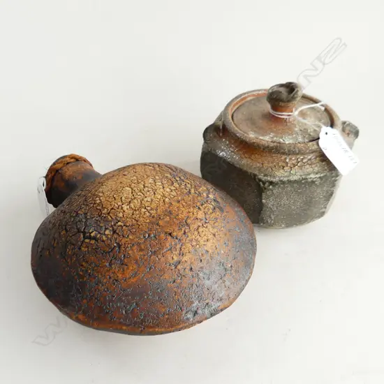 LEN CASTLE ? WALL FLASK + LIDDED HEXAGONAL LIDDED ANAGMA? BOX