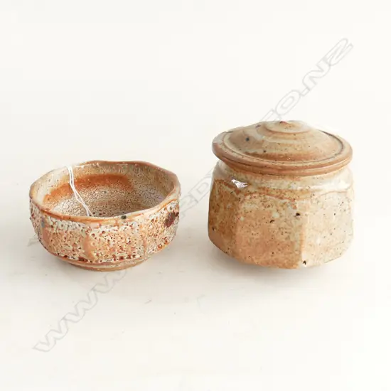 ELENA RENKER ATTRIBUTED SML BOWL AND LIDDED JAR chip to inside lip of lid