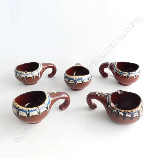 BULGARIAN TROYAN WARE 5 CUPS