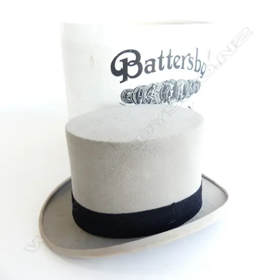 THOMAS TOWNEND & CO LONDON GREY TOP HAT BOXED