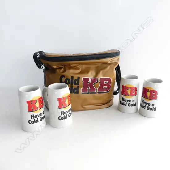 RETRO KB COLD GOLD CHILLER BAG WITH 4 LG KB BEER STEINS
