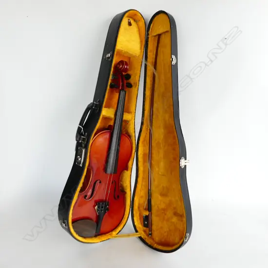 CZECH ? '3/4 size VIOLIN 'MADE FOR J.J.VAN DE GEEST'dated 1971 in hard case