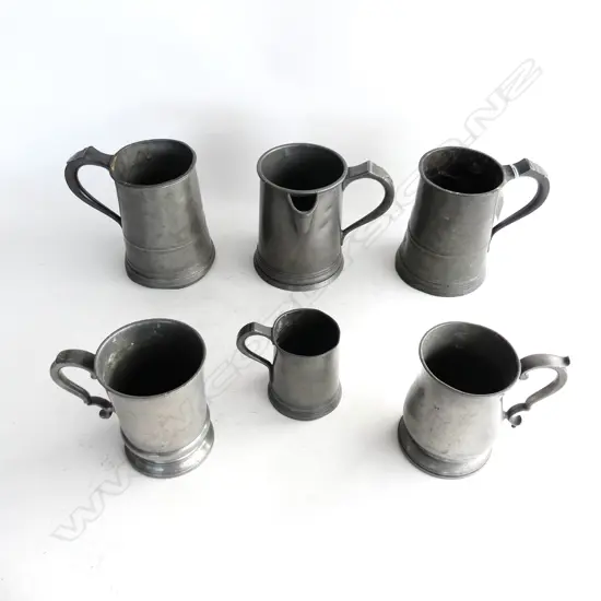 6 ANTIQUE PEWTER TANKARDS H.160mm