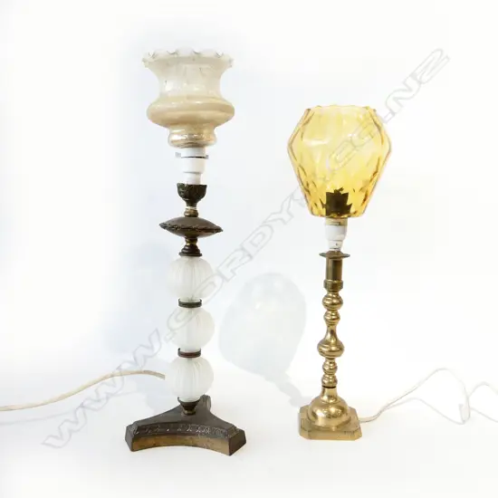 2 BRASS & GLASS TABLE LAMPS WITH GLASS SHADES, H. 480, 540MM