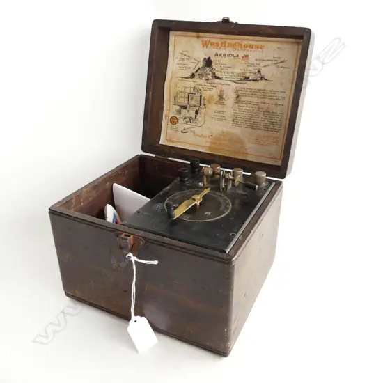 OLD WESTINGHOUSE BOXED CRYSTAL RADIO SET