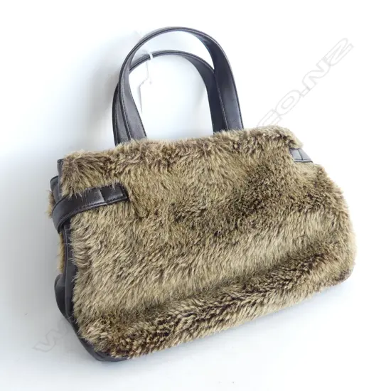 FAUX FUR AND LEATHER HANDBAG