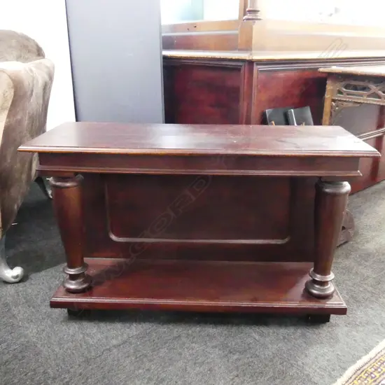 VICTORIAN SMALL CONSOLE SHELF WITH TWO COLUMNS 890mm