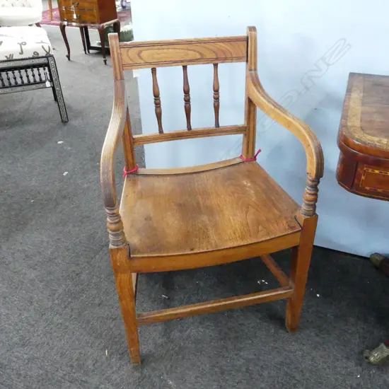 AN ELM ARMCHAIR C 1820