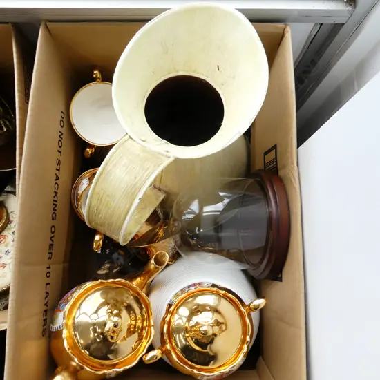 15 PCE BAVARIAN GOLD TEA SET, WHITE VASE, PR DOMES, PAINTED JUG