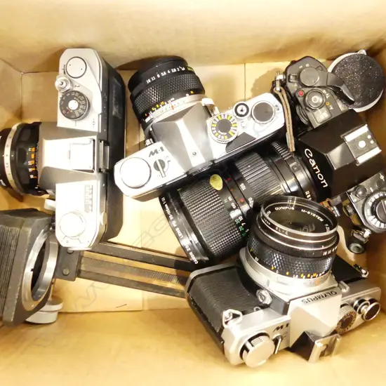 BOX 2 CANON & 2 OLYMPUS CAMERAS & EXTRAS