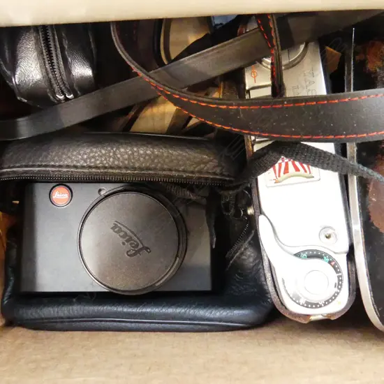 ASST. CAMERAS & EQUIPTMENT; LEICA, YASHICA ETC
