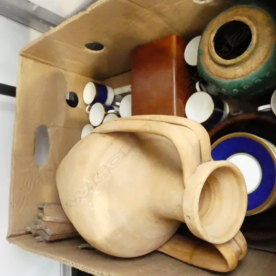 BOX LOT: URN. GINGER JAR. DEMI TASSE SET. LEATHER BOX ETC some faults