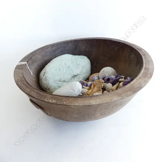 OLD PACIFIC ISLAND KAVA BOWL + SHELLS + POUNAMU ? BOULDER