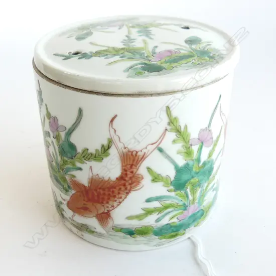 ORIENTAL LIDDED CONTAINER w. KOI 110mm dia H.105mm