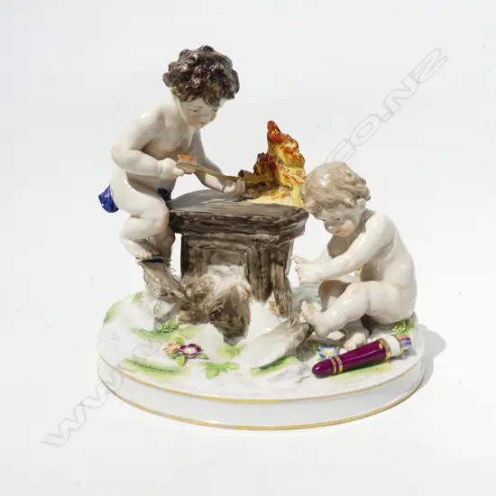CAPODIMONTE FIGURINE; 2 CHERUBS MINOR LOSS H.170mm