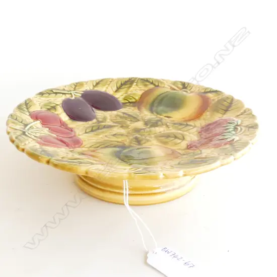 FRENCH SARREGEMINES FRUIT DECORATED TAZZA. DIA. 235mm