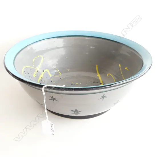 LG POTTERY / EARTHENWARE BOWL - MODERNIST DESIGN. DIA 320MM