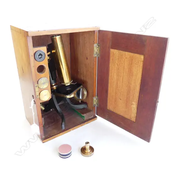 VINTAGE BOXED MICROSCOPE 310x200x155mm