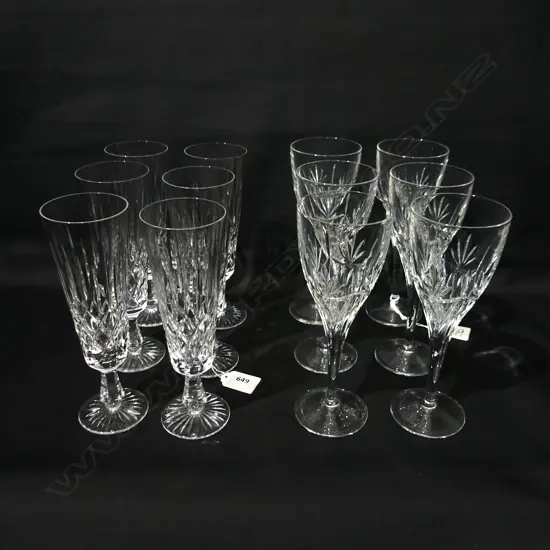 12 CRYSTAL GLASSES; 6 STUART CHAMPAGNE FLUTES H.190mm, 6 EDINBURGH WINE GLASSES H.190mm 