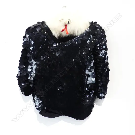 BLACK SEQUIN (PLASTIC DISKS) TOP  SIZE LARGE