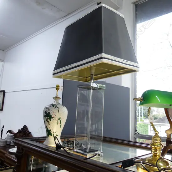 LG LAMP; CLEAR ACRYLIC RECTANGULAR BASE H.850mm