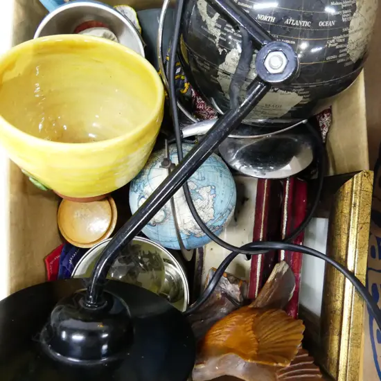 BOX LOT ASST; CROWN LYNN CUPS, MINI GLOBES, SMALL BLACK LAMP ETC
