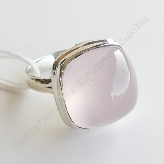 LG ROSE QUARTZ & SILVER DRESS RING