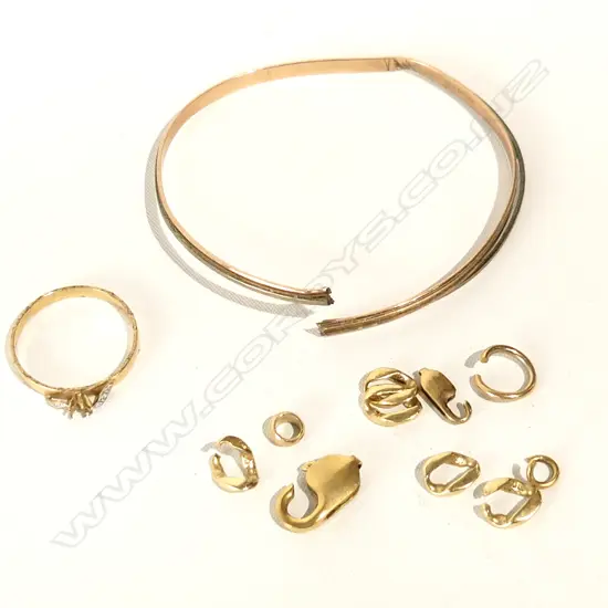 ASST. SCRAP GOLD 8CT BANGLE 9.2 GRAMS, 9CT RING, LOBSTER CLAW ETC 9.9 GRAMS