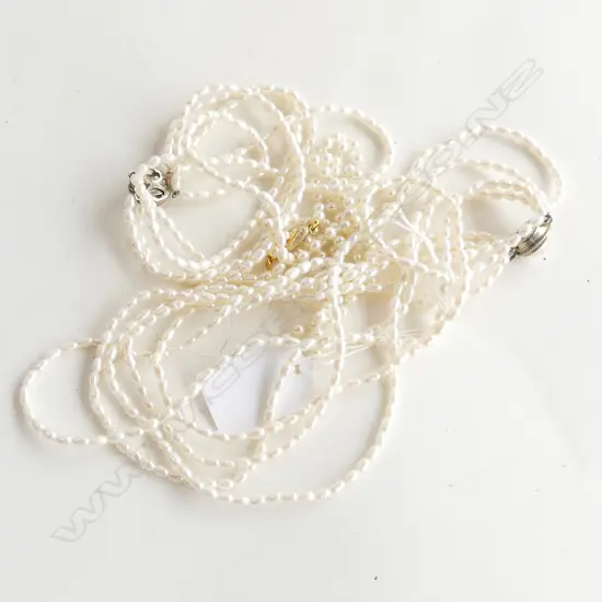 2 PEARL NECKLACES + A BRACELET