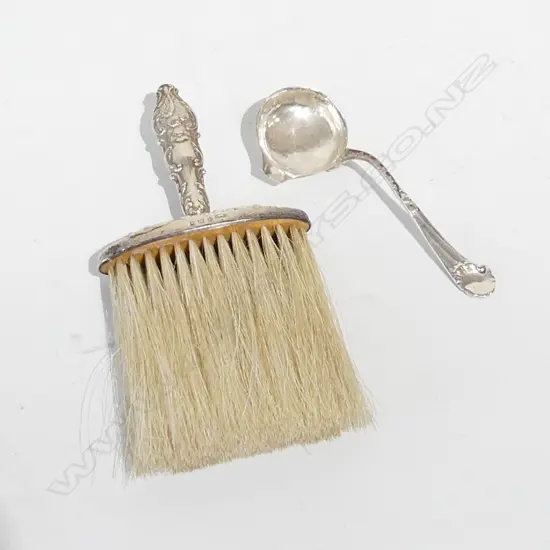 STG SILVER CRUMB BRUSH (L 130MM) & SM SAUCE LADLE (L 100MM)