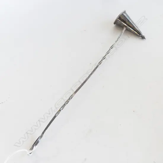 STG SILVER CANDLE SNUFFER BIRMINGHAM 1968 27g