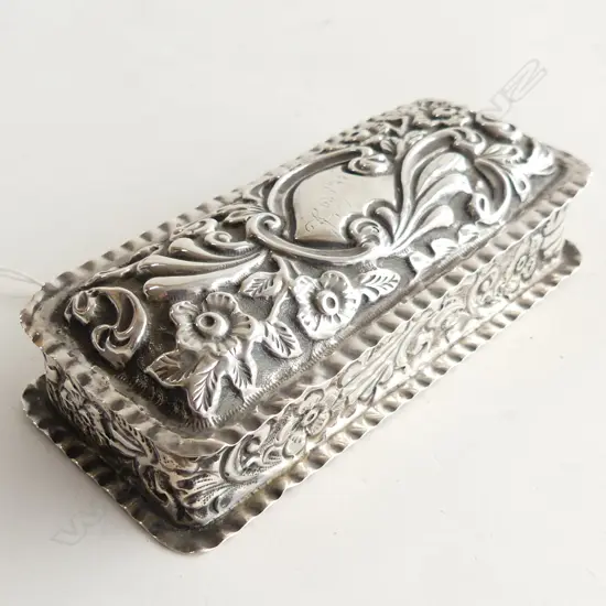 BIRMINGHAM 1903 SILVER DRESSING TABLE BOX EMBOSSED L.120Mmm. 88gms