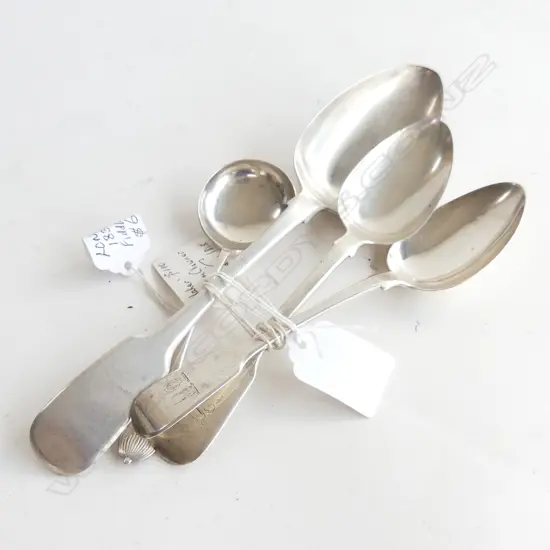 4 SILVER SPOONS 3 X FIDDLE PATTERN TABLE & 2 DESSERT + SUGAR SPOON 172GMS