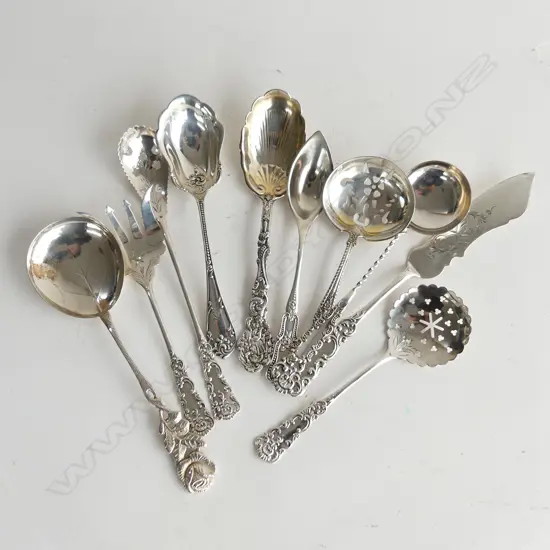 10 ASST. AMERICAN STG SILVER SPOONS, ONE UNMARKED 189 GRAMS