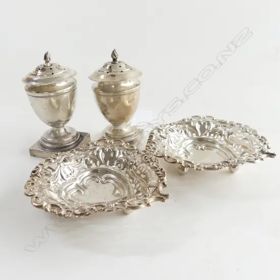 4 PCES STG SILVER; PR SMALL PIERCED DISHES, PR CONDIMENTS 106 GRAMS