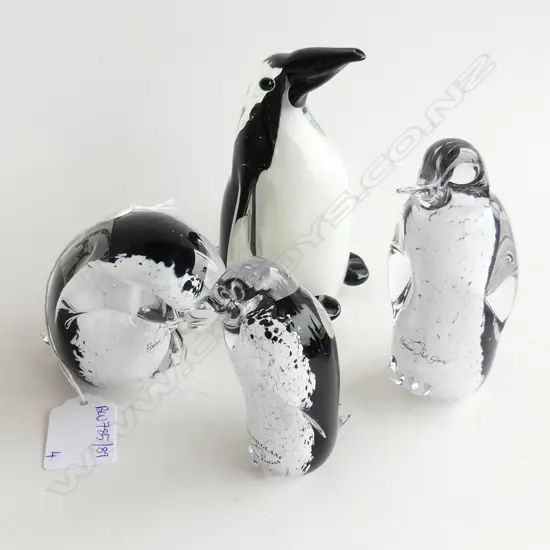 4 ART GLASS PENGUINS; 3x HOGLUND H.115mm