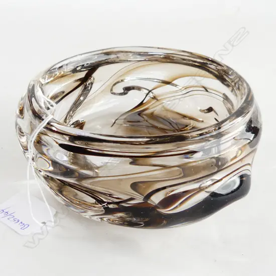 HEAVY SMOKEY ART GLASS BOWL D 130 MM