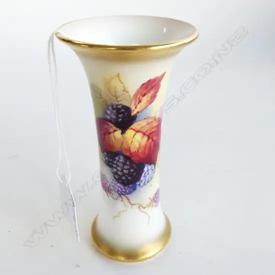 ROYAL WORCESTER SML VASE H.120mm