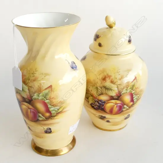 2PCS AYNSLEY 'ORCHARD' 1 LIDDED URN, 1 VASE H.230mm