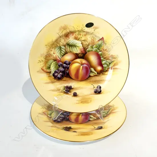 2 AYNSLEY 'ORCHARD GOLD' DINNER PLATES