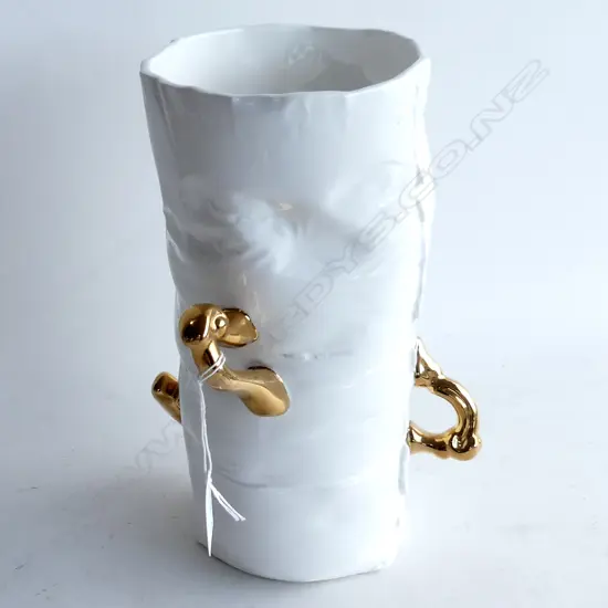 JULIE COLLIS PORCELAIN VASE 'ROYAL' SCULPTURE - 24CT GOLD H. 260MM