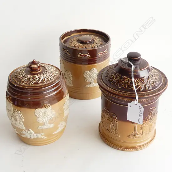 3 ROYAL DOULTON LAMBETH WARE LIDDED JARS, TALLEST H.150mm