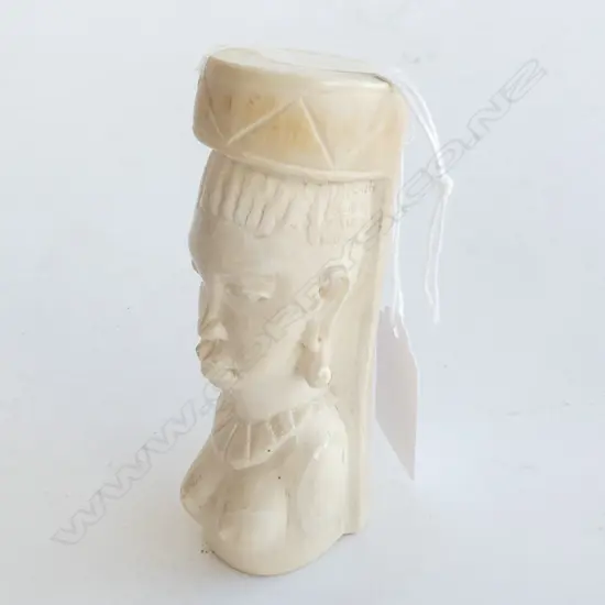CARVED AFRICAN IVORY TUSK, H. 103MM, 144GMS 