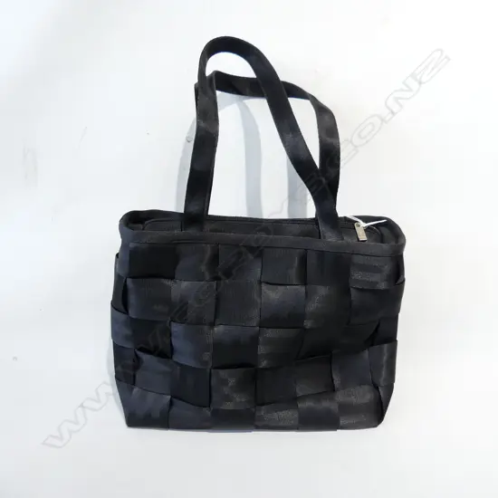 SEATBELT HAND BAG - USA W.330mm