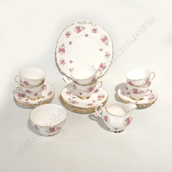 COLCLOUGH 21 PC TEA SET; CAKE PLATE, SUGAR BOWL, MILK JUG & 6 TRIOS 