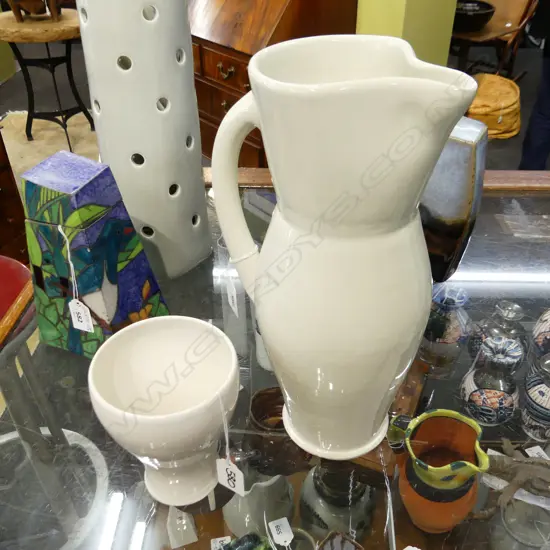 ROSS MITCHELL-ANYON TALL WHITE CERAMIC JUG H.315mm + CUP (AF) H.130mm