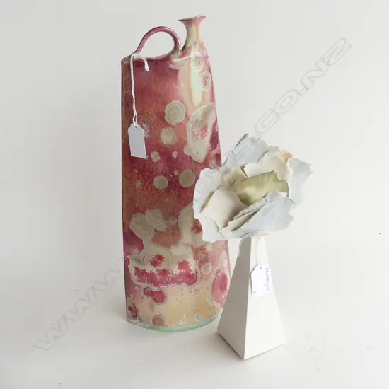 2 PCES STUDIO POTTERY; TALL PINK CRYSTALLINE GLAZE VASE H.350mm + PENNY ERICSON FLAKE FORM H.240mm