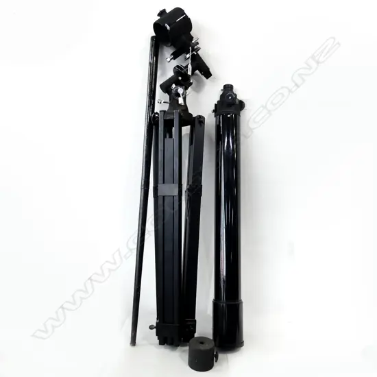 LG CELESTRON TELESCOPE  WITH TRIPOD, H.1000MM APPROX (UNEXTENDED)